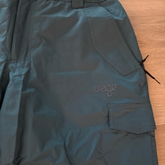 ⭐️ Orage Teal Snowpants with Adjustable Waistband and Reinforced Cuffs - Picture 3 of 6